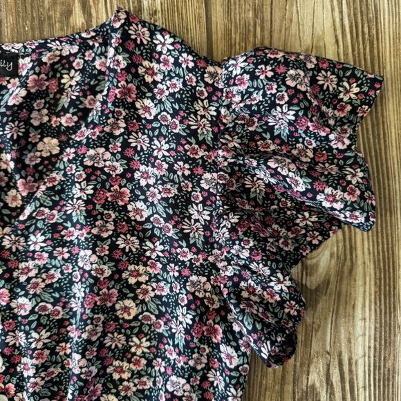 Larsyn & Lily Womens Micro Floral Jumpsuit M Flutter‎ Sleeves Button Cinch Waist - Picture 4 of 6